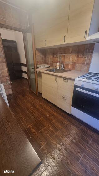 Apartament cu 2 camere semidecomandat în Tomis II