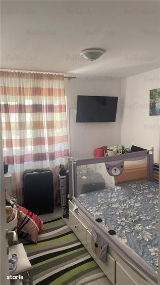 Apartament cu 3 camere semidecomandat în Theodor Pallady