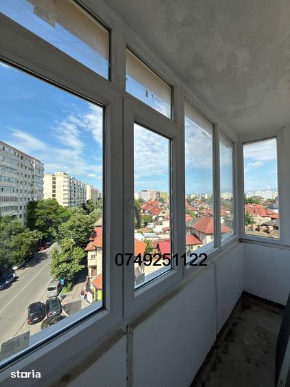 Apartament cu 2 camere decomandat în Tei
