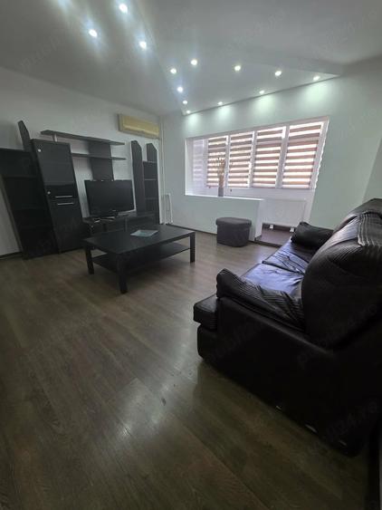 Apartament cu 2 camere decomandat în Vitan