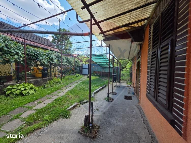 Apartament cu 3 camere decomandat în Vitrometan