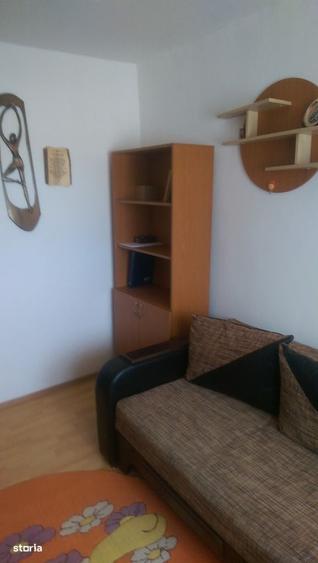 Apartament cu 3 camere în Rahova