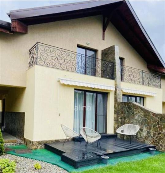Duplex cu 4 camere cu Teren 350 Mp în Noua