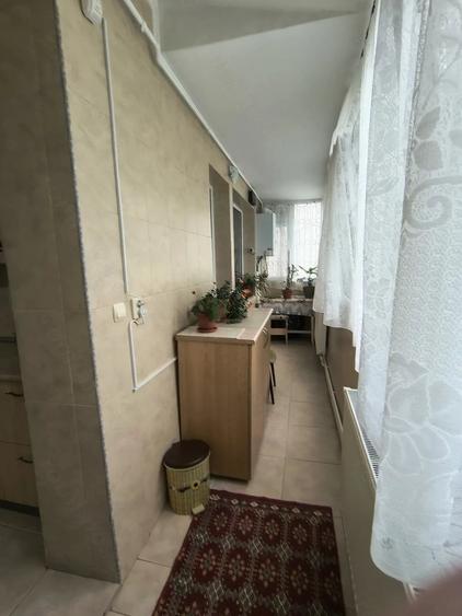 Apartament cu 2 camere semidecomandat în Abator