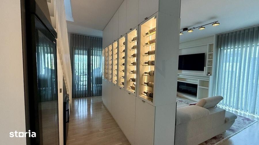 Apartament cu 4 camere în Central