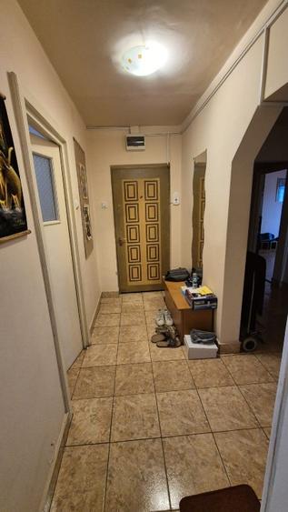 Vand Apartament 4 camere decomandat, 1 Mai , Alexandria - 6