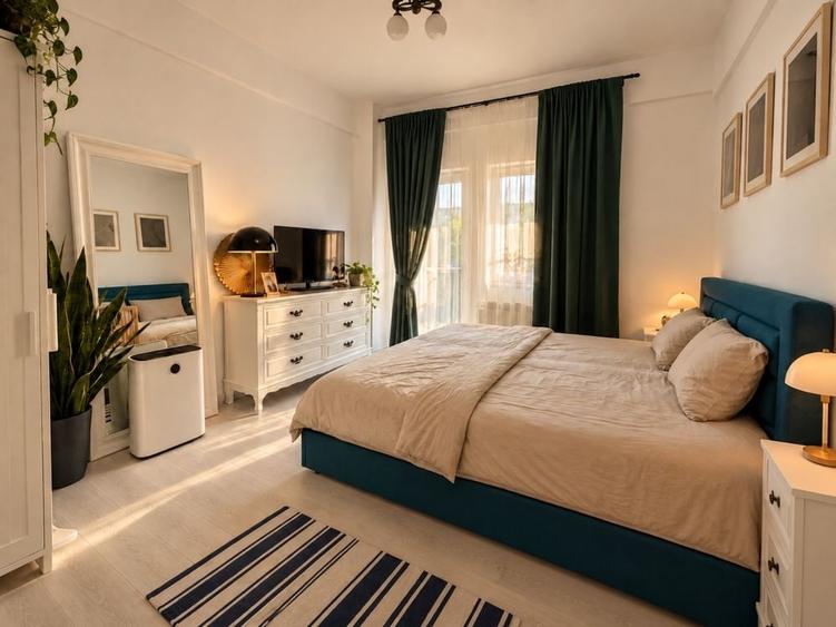 Apartament cu 3 camere semidecomandat în Copou