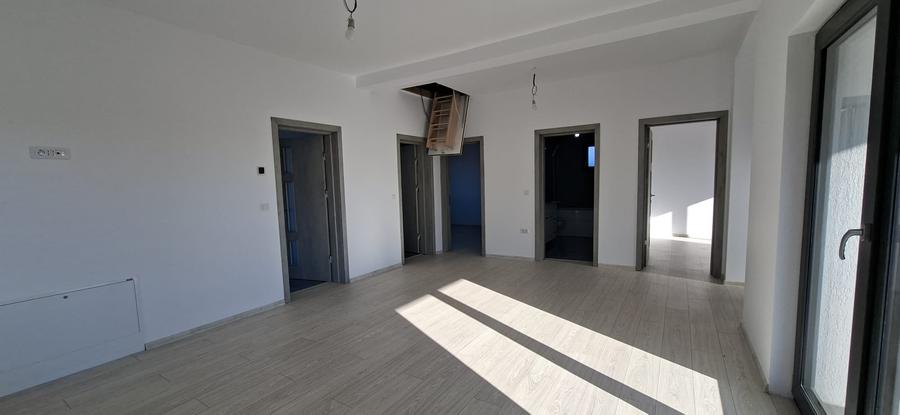 Casă individuală cu 3 camere cu Teren 270 Mp în Exterior Nord