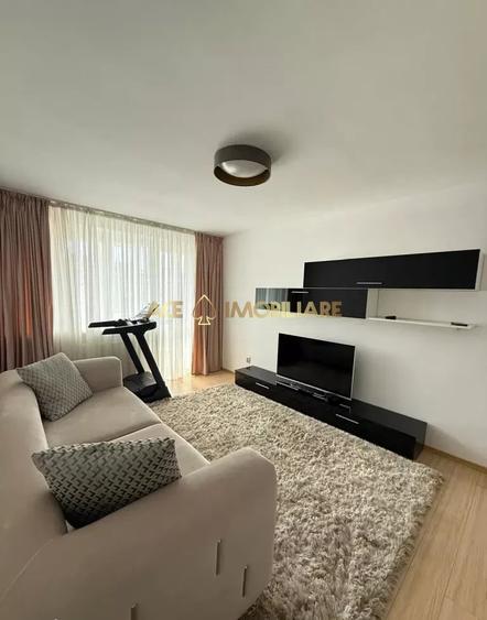 Apartament cu 2 camere semidecomandat, mobilat în Vatra Luminoasă