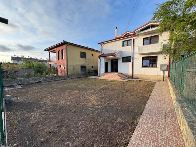 Casă cu 8 camere cu Piscina în Costinești
