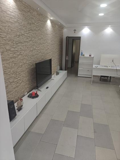 Spațiu comercial, de 75 mp, în Alexandru cel Bun