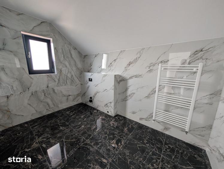 Casă cu 4 camere cu Teren 530 Mp în Central