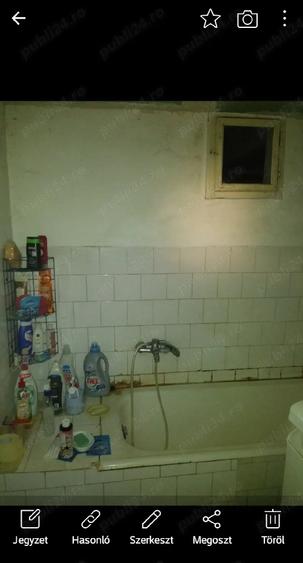 Casă cu 3 camere cu Teren 1960 Mp în Central