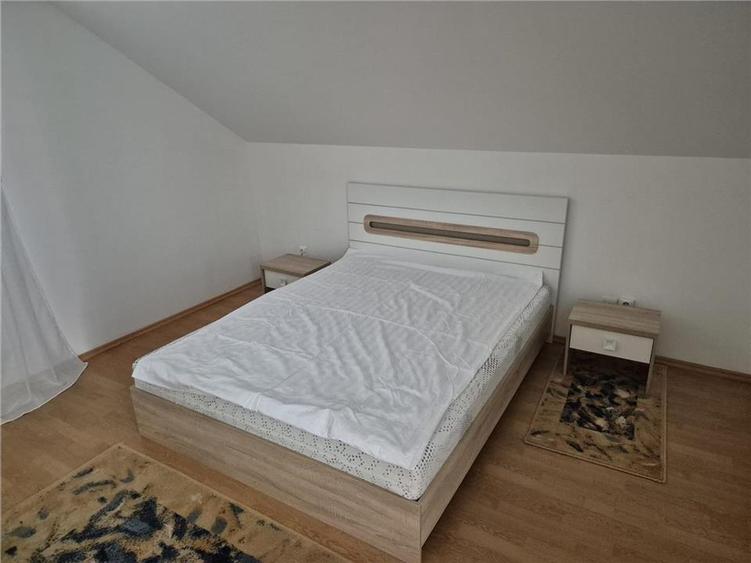 Casă individuală cu 4 camere cu Teren 400 Mp în Semicentral