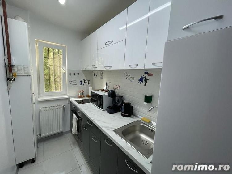 Garsonieră decomandată în Vitan