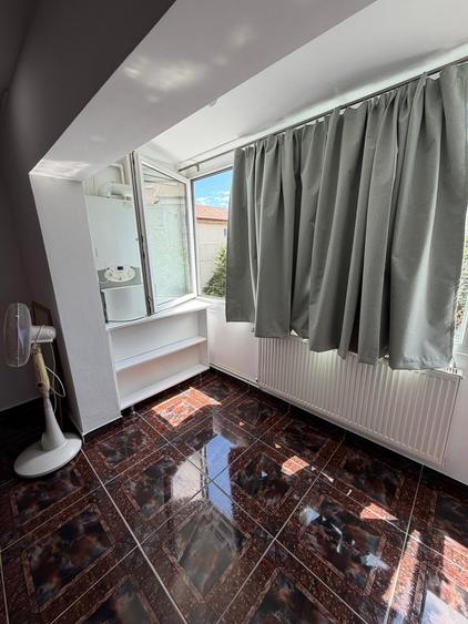 Apartament cu 2 camere decomandat în Bucovina