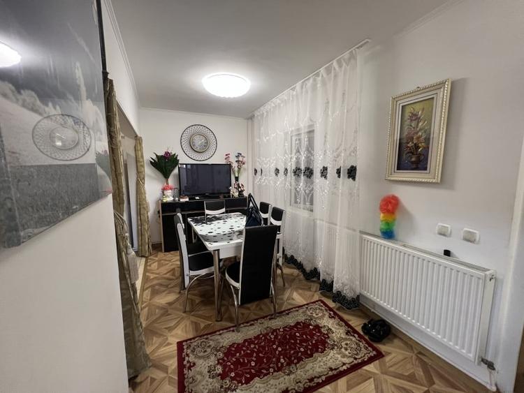 Casă individuală cu 3 camere cu Canalizare în Sud