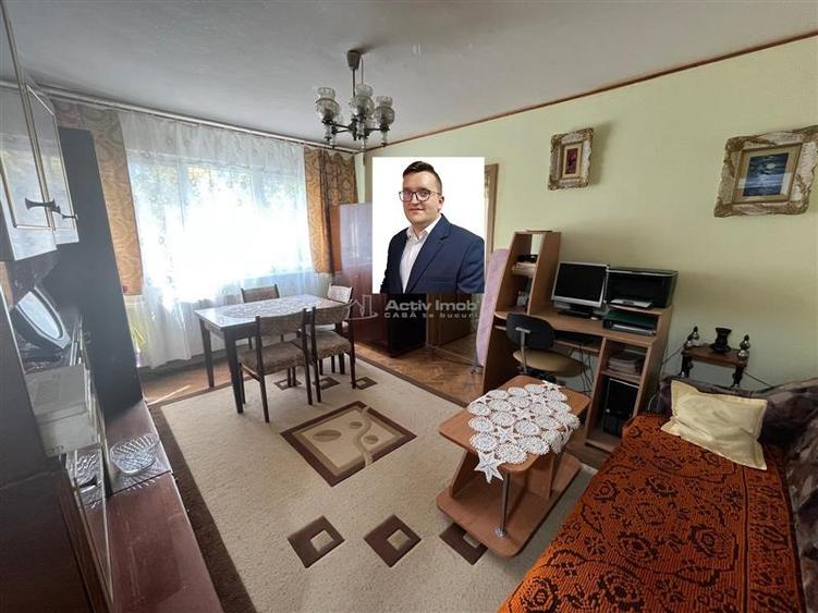 Apartament cu 4 camere semidecomandat, mobilat în Nord