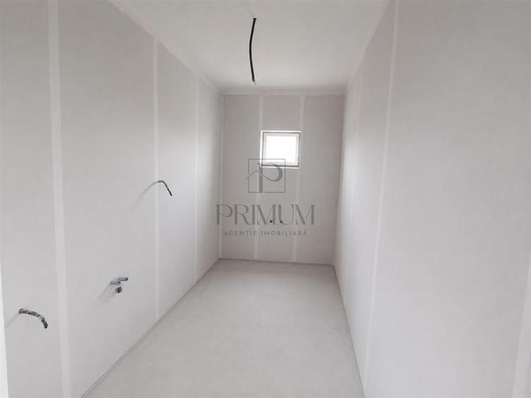 Duplex cu 3 camere cu Canalizare în Moșnița Nouă