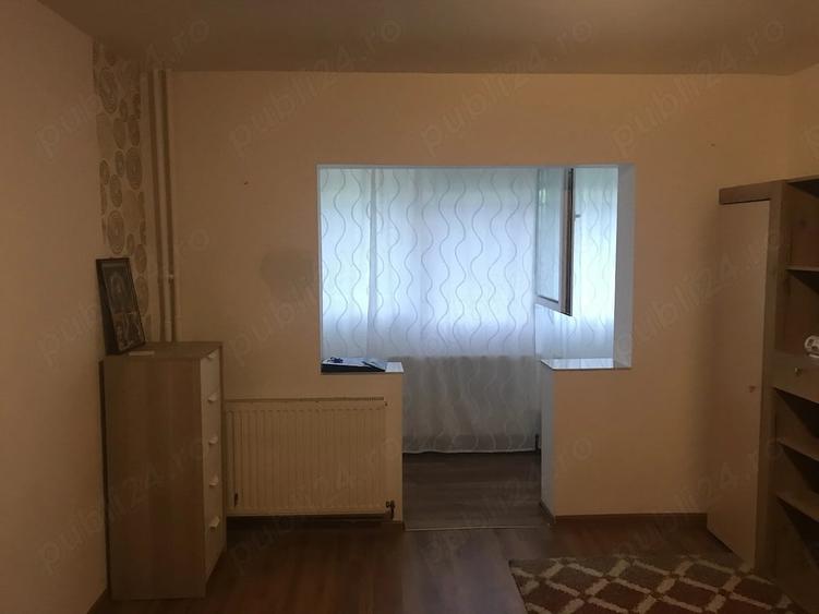 Apartament cu 2 camere decomandat în Răcădău