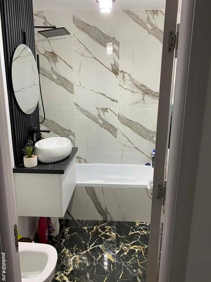 Apartament cu 3 camere decomandat în Cuza