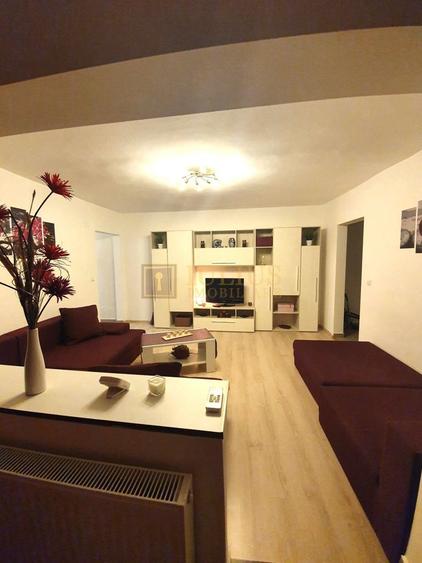 Apartament cu 2 camere semidecomandat, mobilat în Telegrafului
