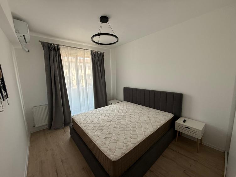 Apartament cu 2 camere în Exterior Est