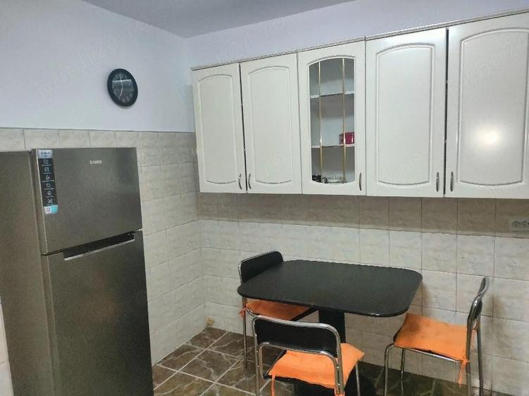 De vanzare apartament cu doua camere Brailei zona BCR - 1