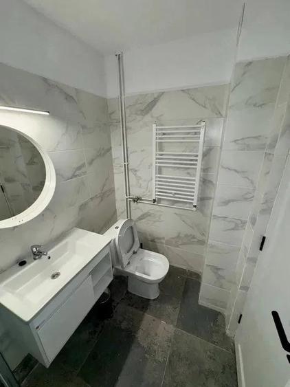 Garsonieră decomandată în Muncii