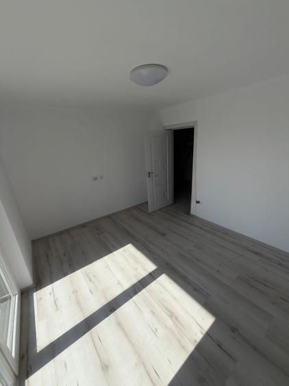 Casă cu 3 camere cu Canalizare în Cetate