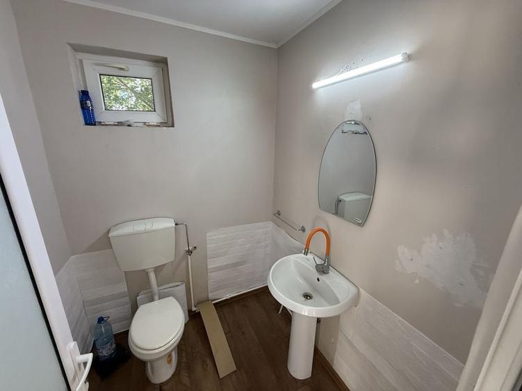 Spațiu comercial, de 33 mp, în Central