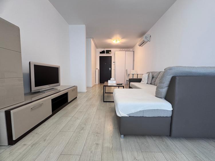 Apartament cu 2 camere decomandat în Aviației