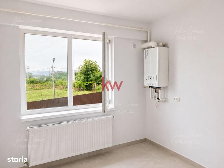 Apartament cu 3 camere în Uricani