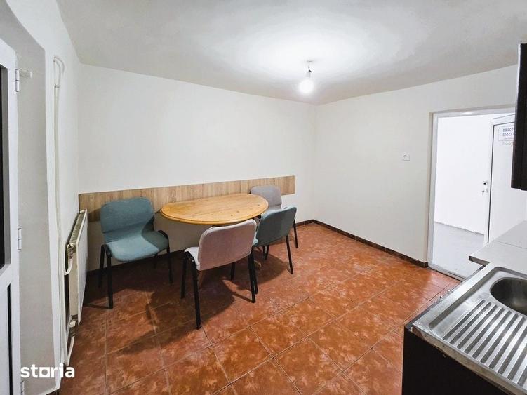 Spațiu comercial, de 277 mp, în Siloz