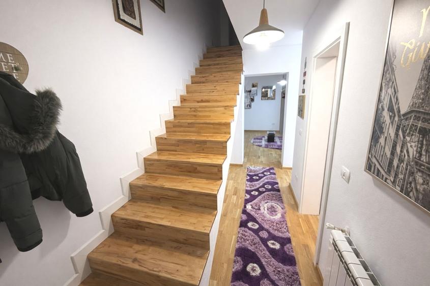Duplex cu 3 camere cu Canalizare în Bărăbanț