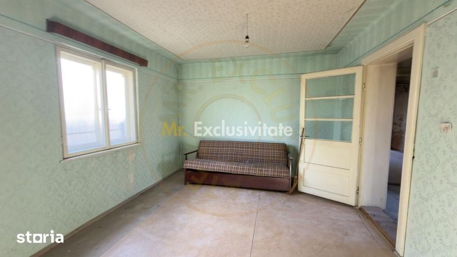 Casă cu 3 camere cu Teren 1036 Mp în Central