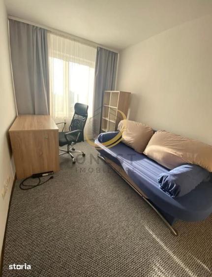 Apartament cu 4 camere decomandat în 22 Decembrie 1989