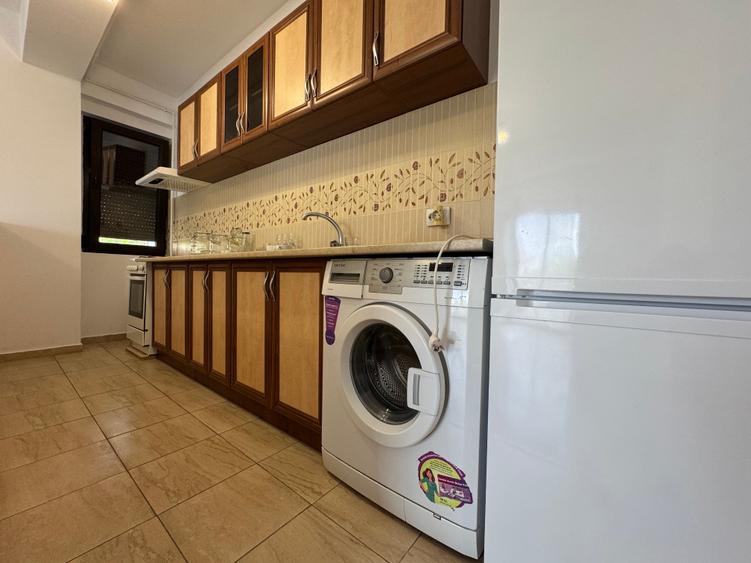 Apartament cu 3 camere decomandat în Vitan Mall