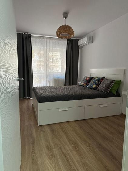 Apartament cu 2 camere decomandat în Exterior Vest