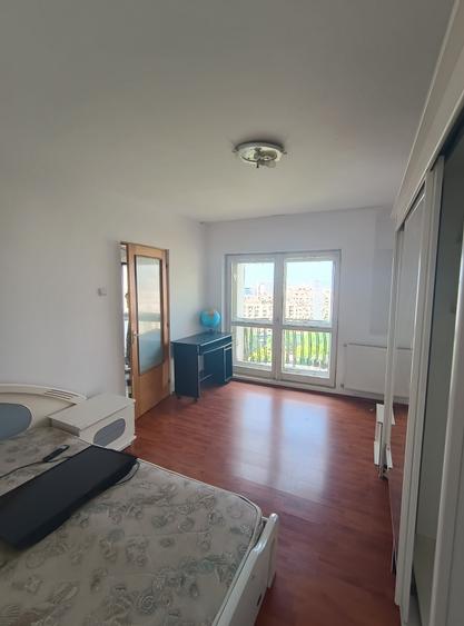 Apartament cu 2 camere decomandat în P-ța Alba Iulia