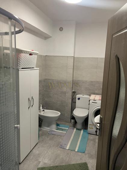 Apartament cu 2 camere semidecomandat, mobilat în Sud
