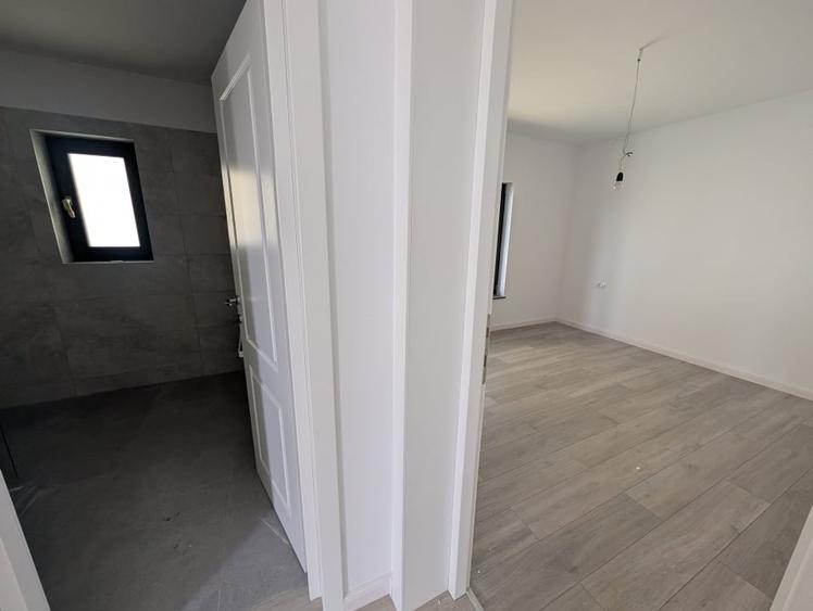 Casă individuală cu 4 camere cu Teren 486 Mp în Nord