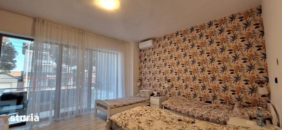 Casă cu 8 camere cu Teren 300 Mp în Chitila