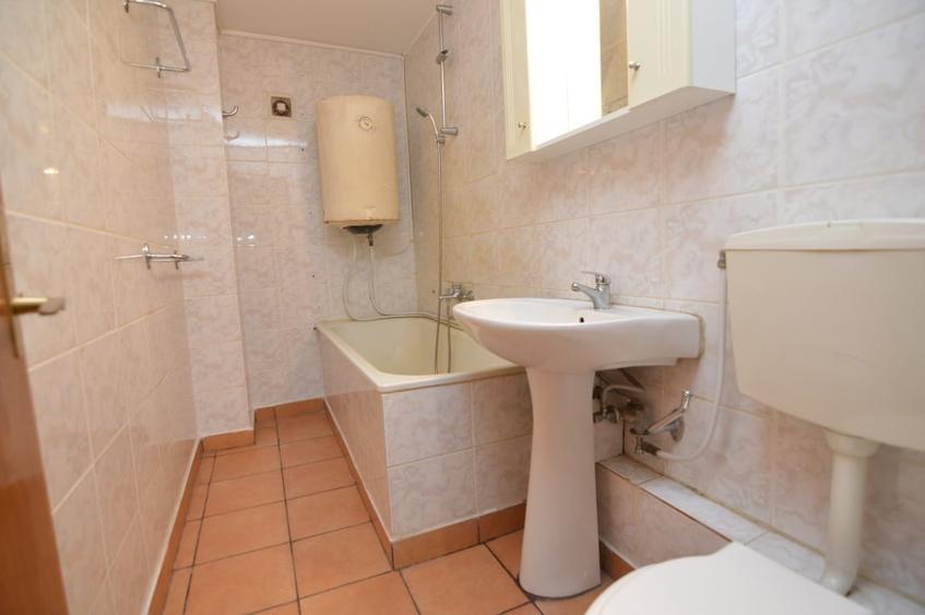 VANZARE APARTAMENT 3 CAMERE UNIRII – NERVA TRAIAN - 24