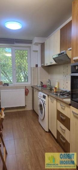Tomis Nord, apartament 4 camere de vanzare, parter, gaze, mobilat - 1