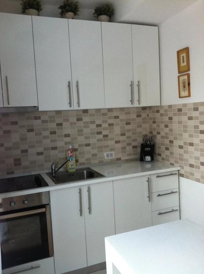Garsonieră decomandată în Băneasa