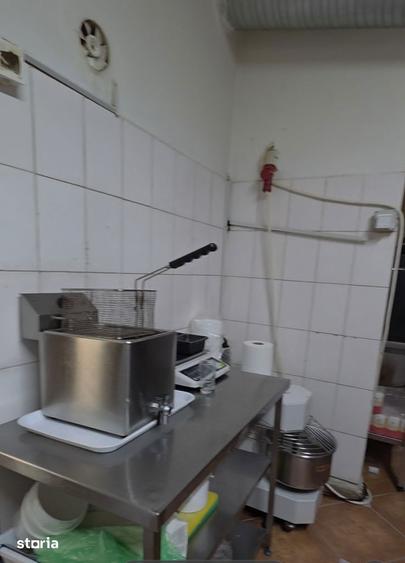 Casă cu 4 camere cu Teren 200 Mp în Calea Călărașilor