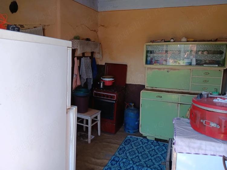 Casă cu 3 camere cu Teren 900 Mp în Drănic