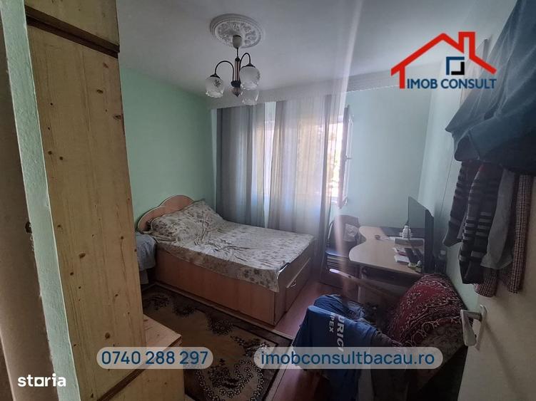 Apartament cu 3 camere decomandat în Banca Națională