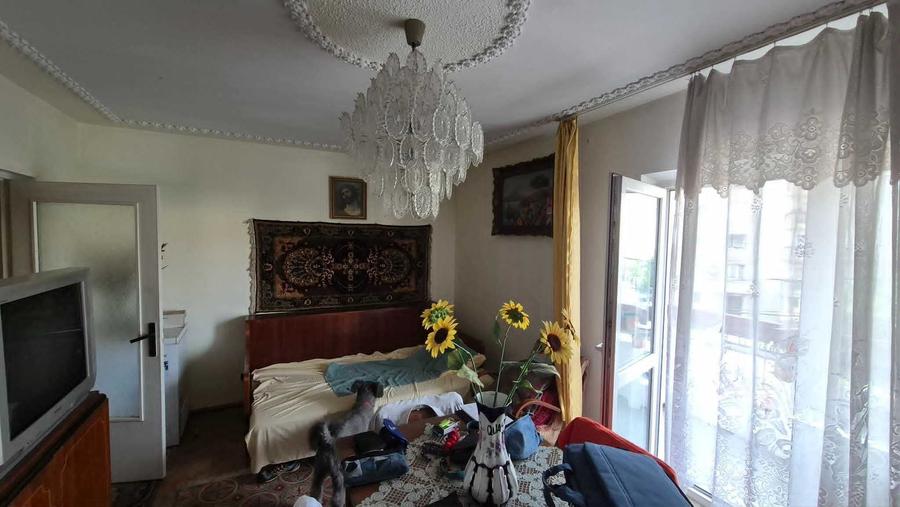 Apartament cu 3 camere decomandat în Ultracentral